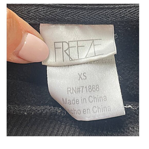 NASA‎ Cropped Sweatshirt Black Size Extra Small Excellent Condition - Picture 3 of 3